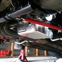 Load image into Gallery viewer, Moroso Baffled Sump 5.5 Quart Capacity W' Trap Doors - B Series