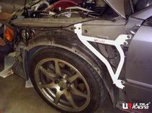Load image into Gallery viewer, Ultra Racing 3pt Fender Braces - CF4/CL1