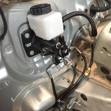 Load image into Gallery viewer, Chase Bays Brake Booster Eliminator &amp; Master Cylinder - Honda